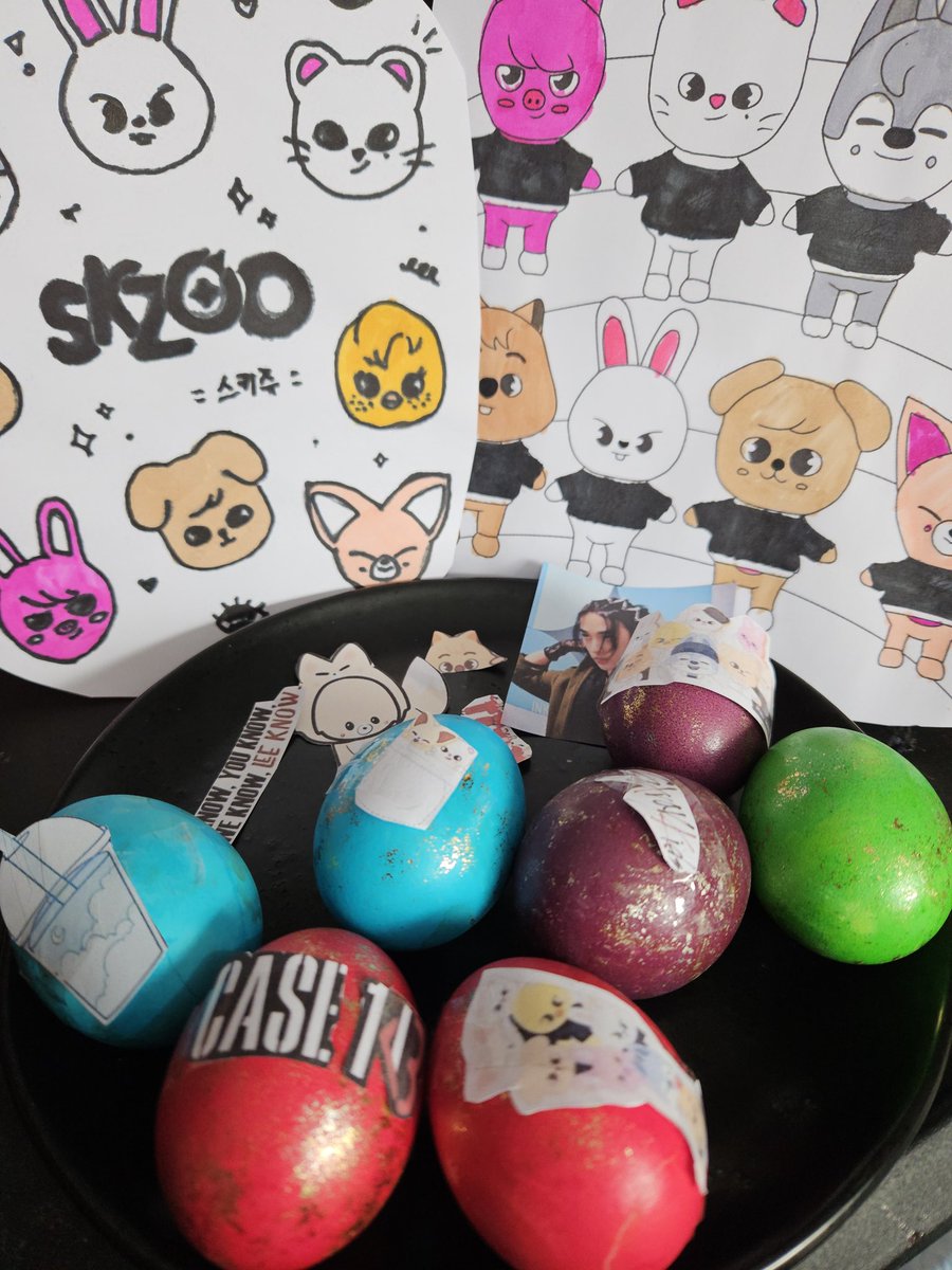 JFRaimonda's tweet photo. Happy Easter everyone everywhere all around the world!!!
#Easter #kpop #SKZOO #STAY #StrayKids https://t.co/2xueI8UkWf