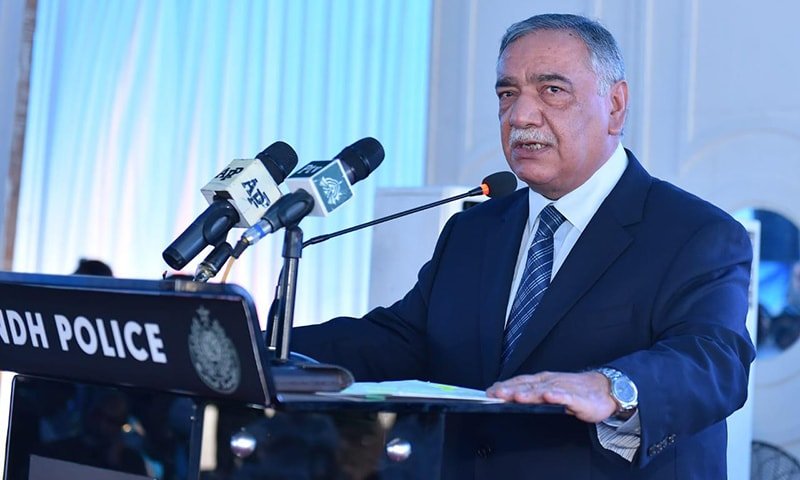 صحافی حسنات ملک کے مطابق سابق چیف جسٹس آصف سعید کھوسہ کو ایکسٹینشن کے دانے کا لالچ دیا گیا لیکن انہوں نے قبول نہیں کیا...
ایسے باضمیر اور بہادر جج کو قوم کا سلام ہے۔