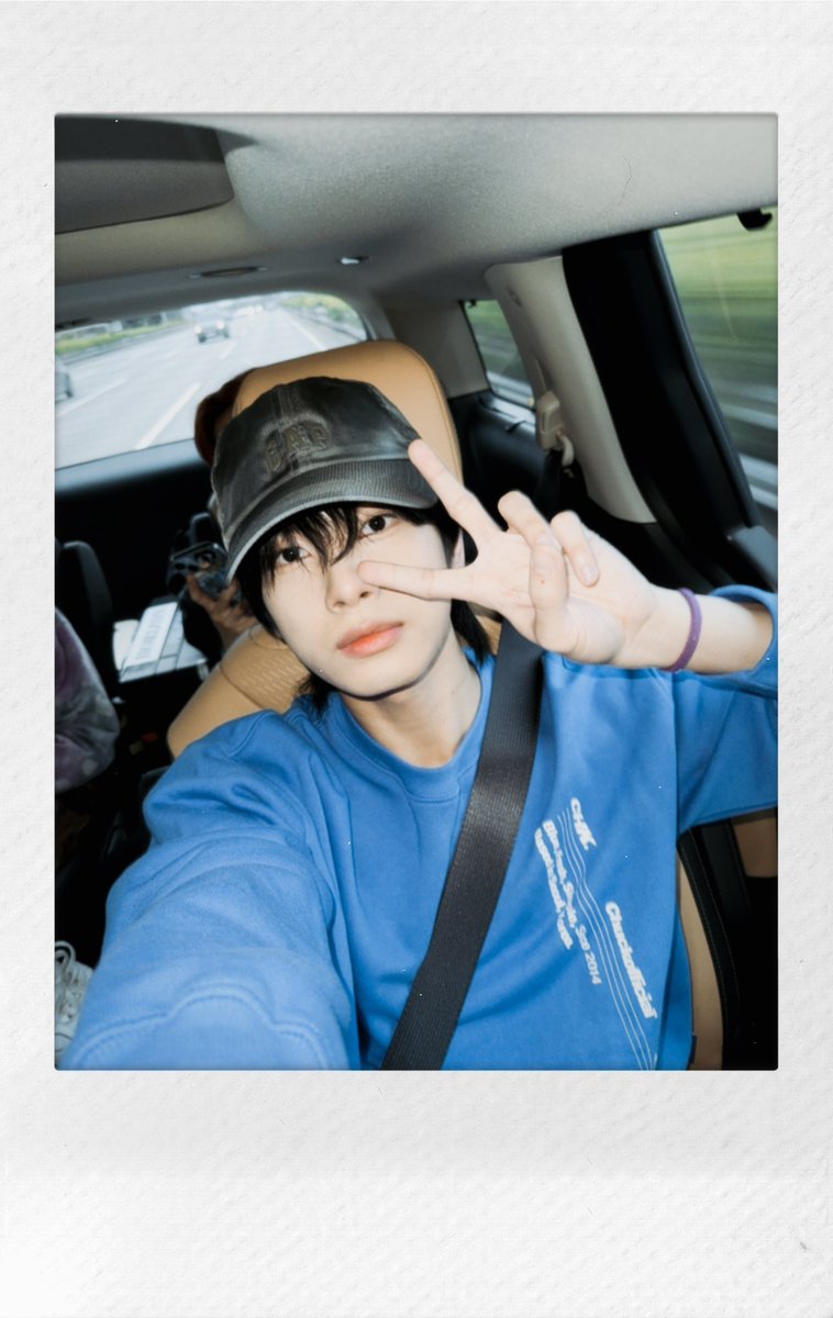 [🐶] Today is our last music show, ✨🙌🏻  I’m so happy 🤗🫶🏻 to perform again on inkigayo. 🌠 I just wanna thank everyone who came to watch our performance. ❤️‍🔥

#HORI7ON #호라이즌 #KYLER #카일러