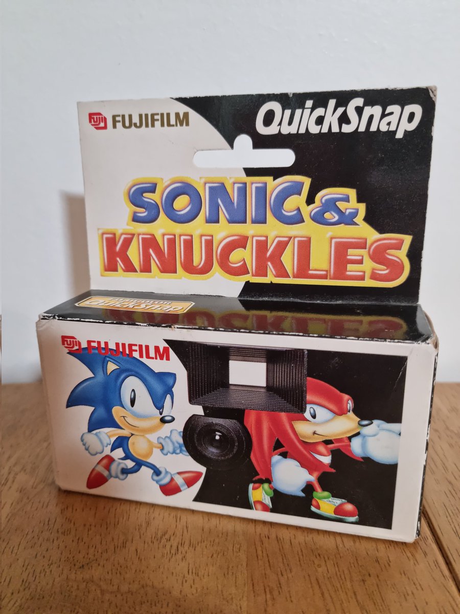 Say cheeeese...& Knuckles