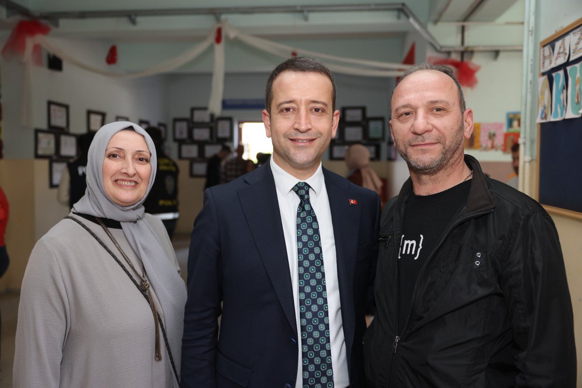 MuharremTUTUS's tweet photo. İnandık, çok çalıştık...
Bugün demokrasi sınavının en güzelini yaşıyoruz.  Bu akşam çıkacak olan sonuçta ben inanıyorum ki, İzmit'li hemşehrimiz kazanacak... https://t.co/AyqvRdSe2n