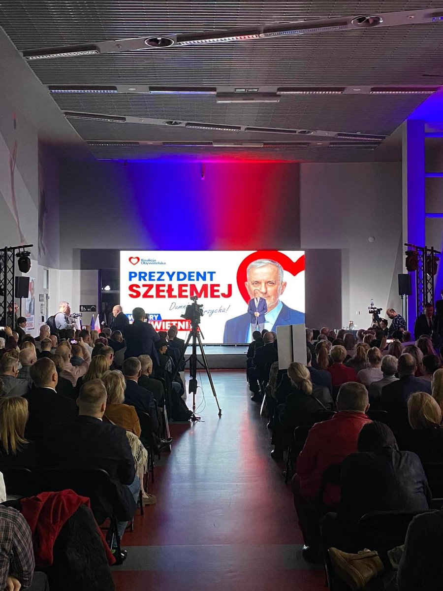 Wałbrzych. Mobilizująca konwencja przedwyborcza za nami. A przed - kolejne bezpośrednie spotkania z wyborczyniami i wyborcami. 🤍♥️ #Wałbrzych