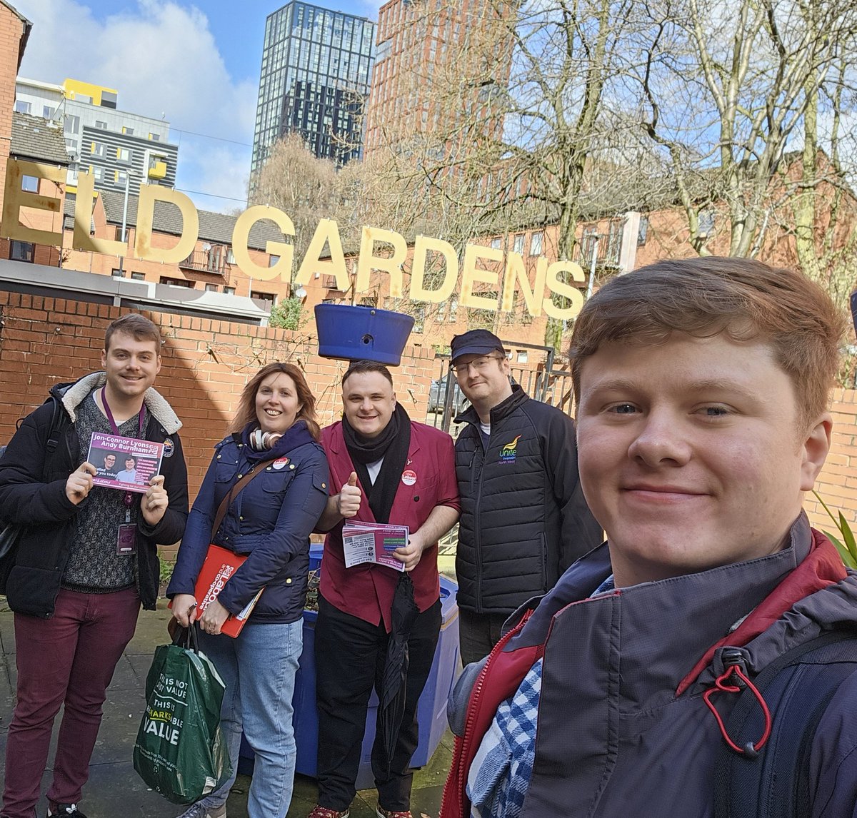 Fantastic response yesterday when speaking to residents - lots of casework picked up and being actioned. Thanks to those who took the time to speak to us! 🐝🌹 #PiccadillyWard #Manchester