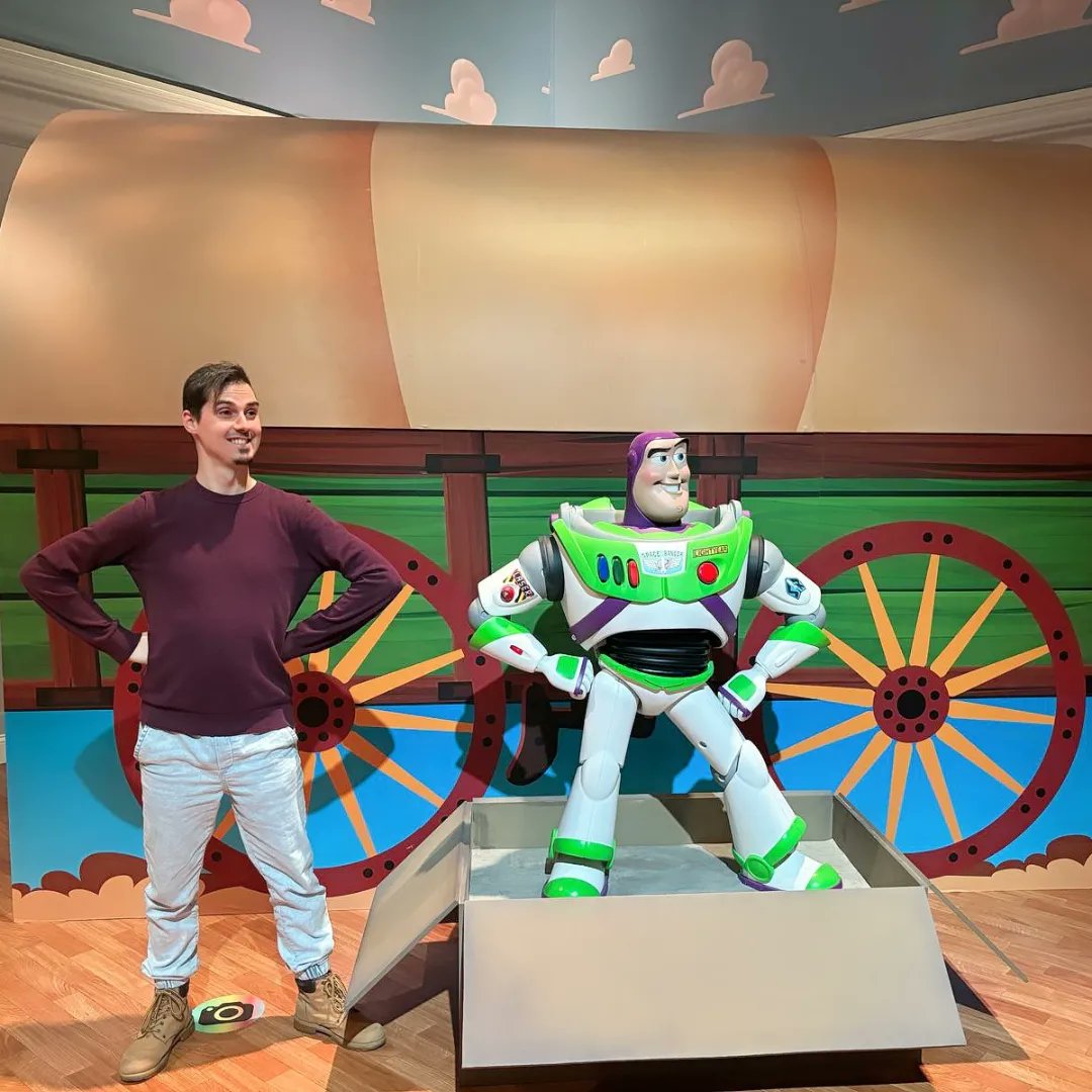 Andy's room 🧸🛴🧑🏻‍🚀

First stop of my trip to Madrid: #MundoPixar

#toystory #disney #pixar