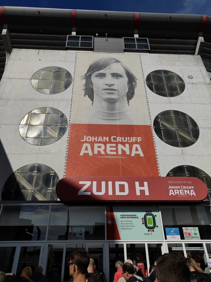 8 jaar...rust zacht Johan!
#johancruijff #ajax #johancruijffarena #GOAT #gonebutnotforgotten