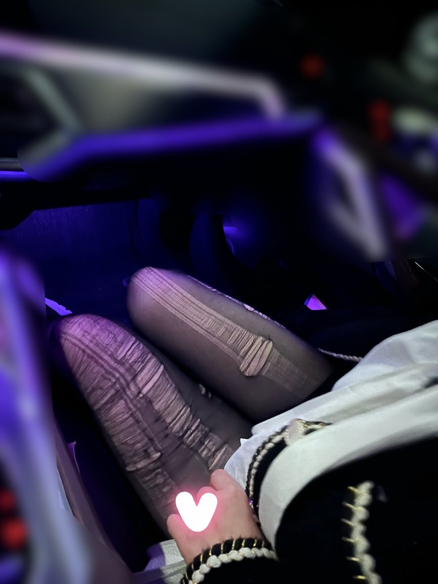 뒤늦게 올리는 후기🥰
갈기갈기 찢어버렸습니다ㅋ
#스타킹 #검스