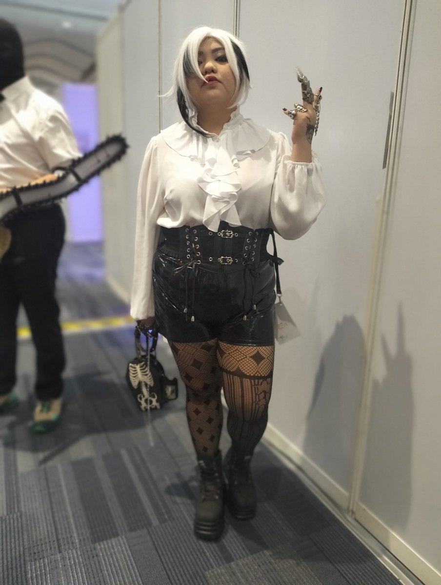 ⱠØĐł ₴₭ɄⱠⱠ₲ɄⱤⱠ🖤☠️ (@lumi_skullgurl) on Twitter photo Daddy's home~
Going as casual Arlecchino for #CosplayCarnival2024 DAY 2! Catch me at the <a href="/sanaowl_art/">Sana Owl Artist Circle @ Ozine Sakura Fest Finale</a> table FB-08 q/ <a href="/_blkhat/">blkhat.art @ ACX Table FG03! 🎨🎊</a> <a href="/GirlwithRibbon/">pumpkin! 🎃 | Queerlayaan2🌈 | Anime Cosplay Expo</a> <a href="/SofiaEbby/">Sofia Ebby 🐐 💙 FGO FES 2025</a> ! 🖤 Daddy's home~
Going as casual Arlecchino for #CosplayCarnival2024 DAY 2! Catch me at the <a href="/sanaowl_art/">Sana Owl Artist Circle @ Ozine Sakura Fest Finale</a> table FB-08 q/ <a href="/_blkhat/">blkhat.art @ ACX Table FG03! 🎨🎊</a> <a href="/GirlwithRibbon/">pumpkin! 🎃 | Queerlayaan2🌈 | Anime Cosplay Expo</a> <a href="/SofiaEbby/">Sofia Ebby 🐐 💙 FGO FES 2025</a> ! 🖤