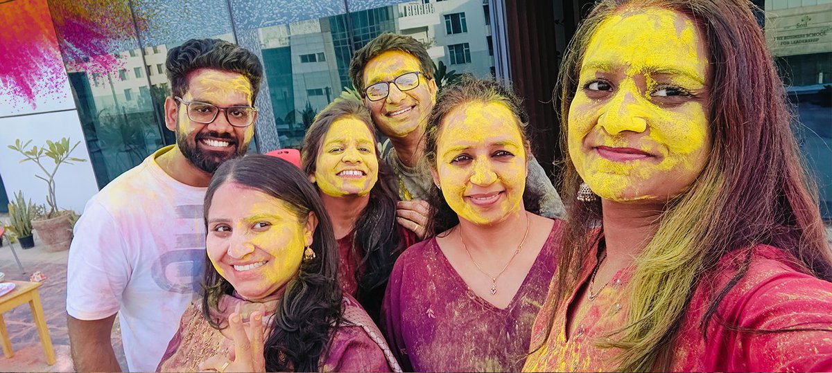 c1india's tweet photo. 🎉🌈Embracing the colors of joy and togetherness! 🌟
Wishing everyone a Holi filled with love, laughter, and endless possibilities! 🌈🎊

#HappyHoli #OfficeCelebration #TeamSpirit #ColorfulMemories https://t.co/WHnUDjhvvb