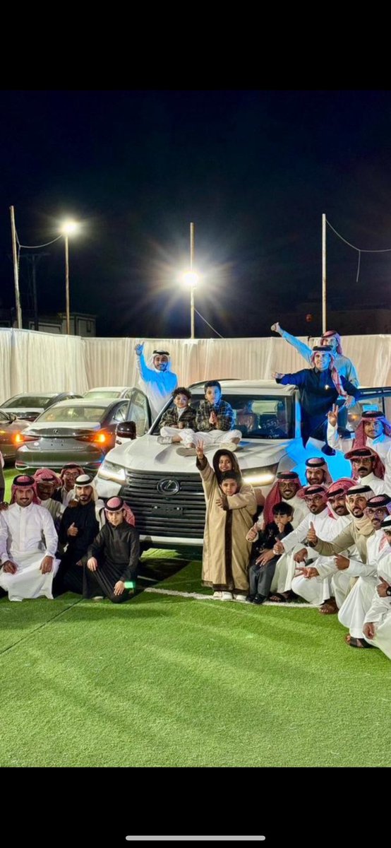 3boody332's tweet photo. الموسم الرابع من فوازير غازي الذيابي، والجوائز عبارة عن 20 سيارة لكزس آخر موديل 🚗
٠
الحلقة السابعة ،،
راح نسحب على 6 أشخاص من الهاشتاق يدخلون معنا بوكس الجوائز ،،
الشروط :
متابعة حساب كلاً من 
@GAZOOOD
@Dkhoonemirates 
المشاركة في هاشتاق
#فوازير_غازي_الذيابي7 https://t.co/5EVtGfcAcJ