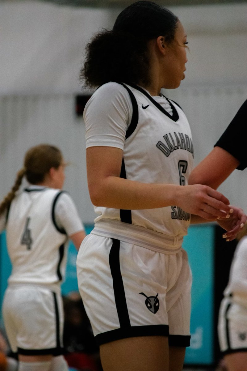 Great hoops today at <a href="/battleatthehive/">BattleattheHive</a> 
Ready to be back in action tomorrow morning!