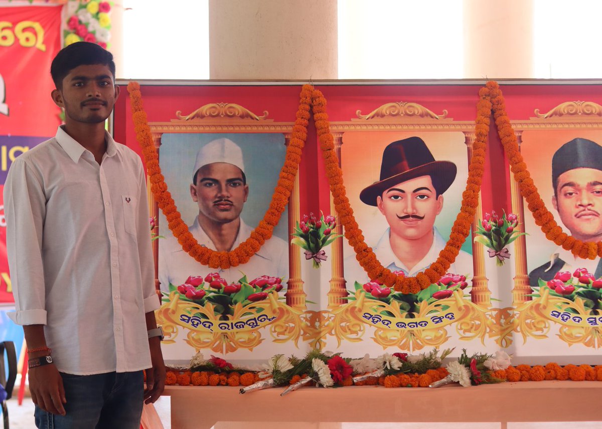 On the occasion of Shaheed Diwas, let's pay tribute to the brave patriots of our mother land whose selfless sacrifice ignited the flame of freedom in our hearts.. #SaheedDiwas #BhagatSingh