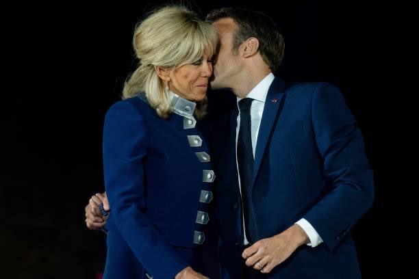 Avec Brigitte ! (Compte Fan) tweet media