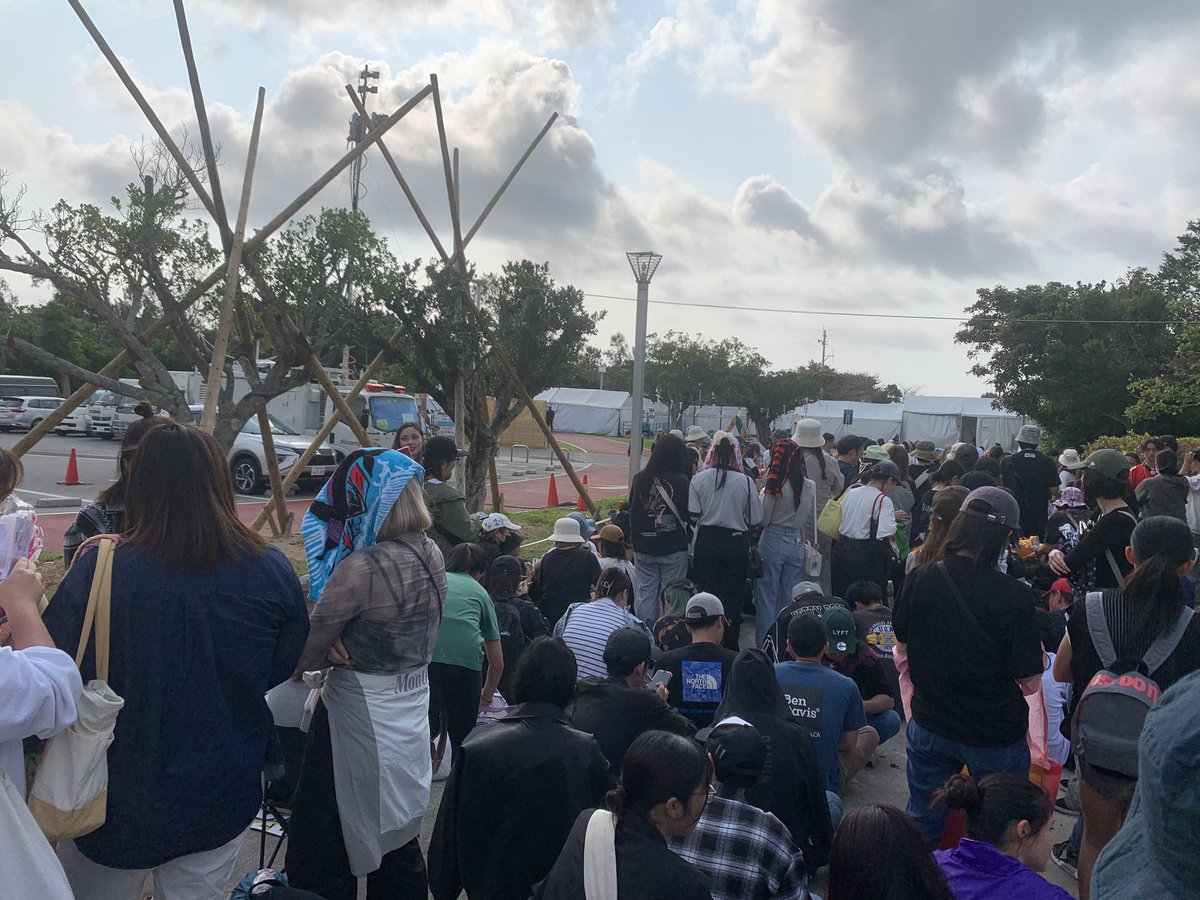 スカイフェスに参戦する
ロイファの皆様、
全力で盛り上げていきましょう。
WE ARE ROYAL  family
めんそーれ<a href="/chanmina1014/">ちゃんみな CHANMINA</a>