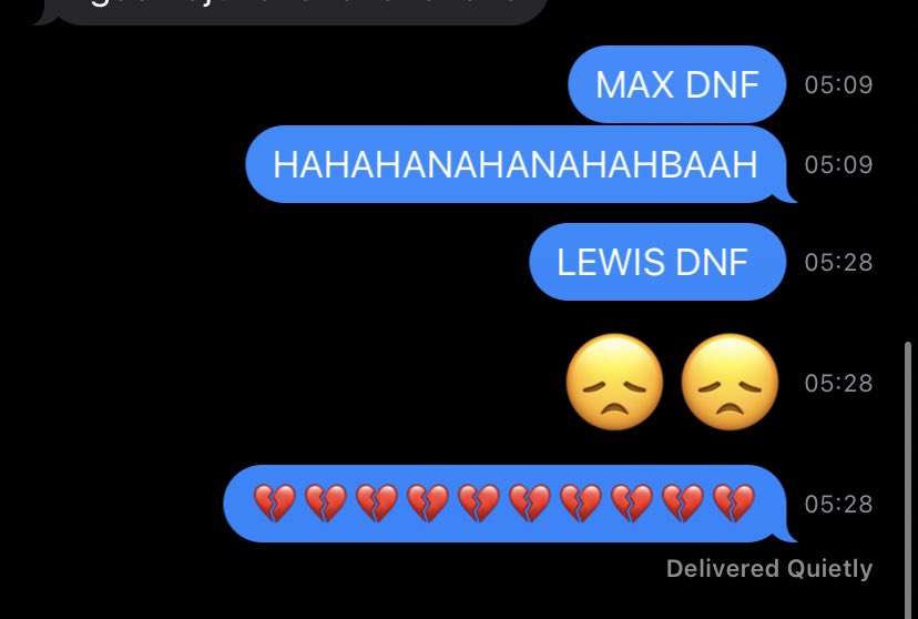 fancyashoeyy's tweet photo. duality of an f1 fan https://t.co/XDnX9RIP7r