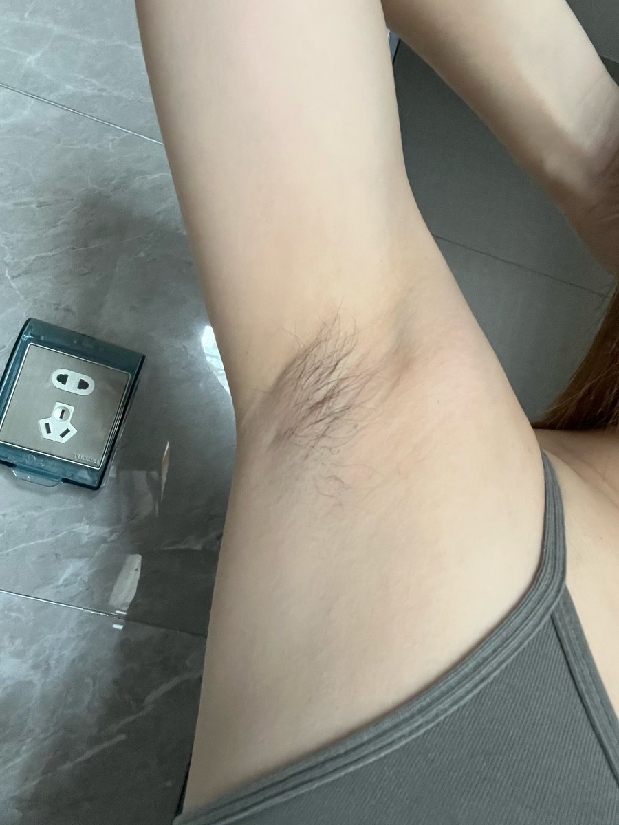 lzj130817's tweet photo. 能告诉我，XP 是腋窝腋毛的兴奋点在哪里吗🧐 https://t.co/3dXOYBCc4h