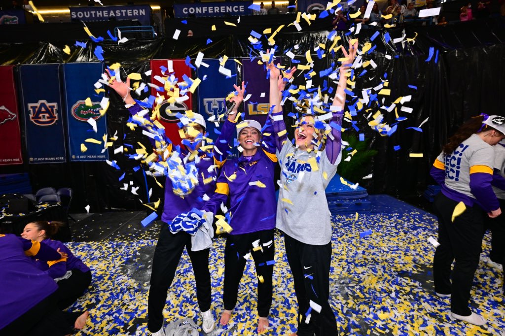 LSUgym tweet picture