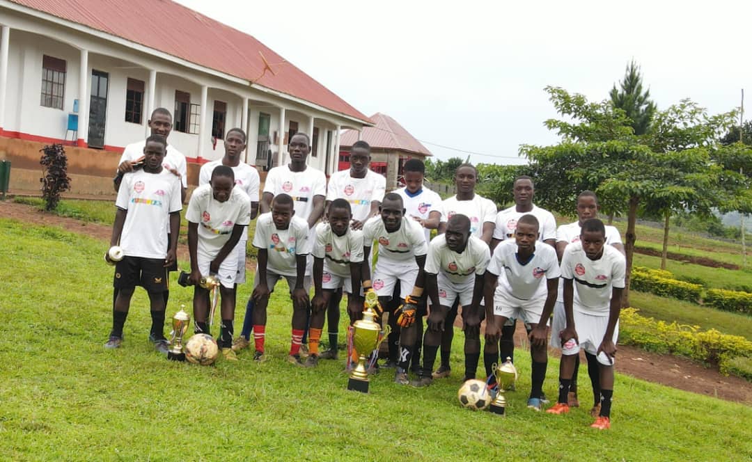 dailysportsug's tweet photo. Kyanja High school are champions of Mpigi District after defeating Mpigi Mixed SS 5-3 in penalty shootouts .

Mpigi District will be represented by 4 school namely Kyanja High school,  Mpigi Mixed SS,  Blessed Hope Bulamu and St Charles Lwanga Bujjuko at Mpigi Zone Qualifiers . https://t.co/ePJ8zfnLrW