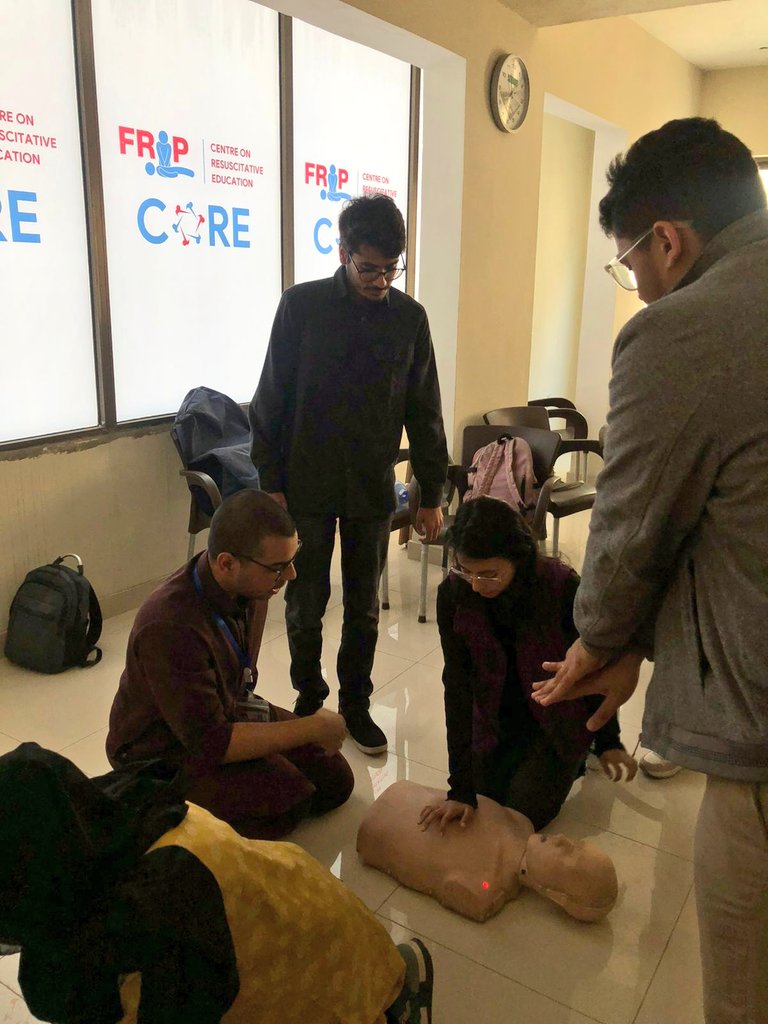 kumailali_'s tweet photo. Recently attended the @FRIPakistan Level 1 Workshop! Grateful for hands-on training in RTA, Triage, spinal cord injuries, helmet extrication, shock, heart attack, heat-related emergencies, burns, fractures, and more. Ready to respond effectively in emergencies! 🩺🔥🚨 #MedTwitter https://t.co/k8TkOnajOV