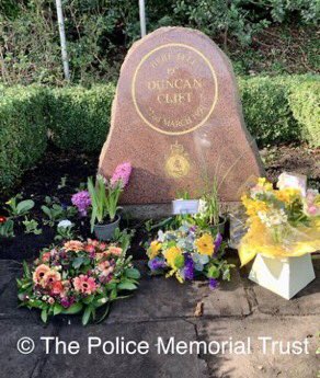 Today we remembered PC Duncan Clift, 27 of Kent Police who died of injuries inflicted 2 days earlier. On holiday in Hexham he tried to arrest a car thief who deliberately drove at him inflicting the fatal injuries. @kent_police @KentPolFed @northumbriapol #HonouringThoseWhoServe