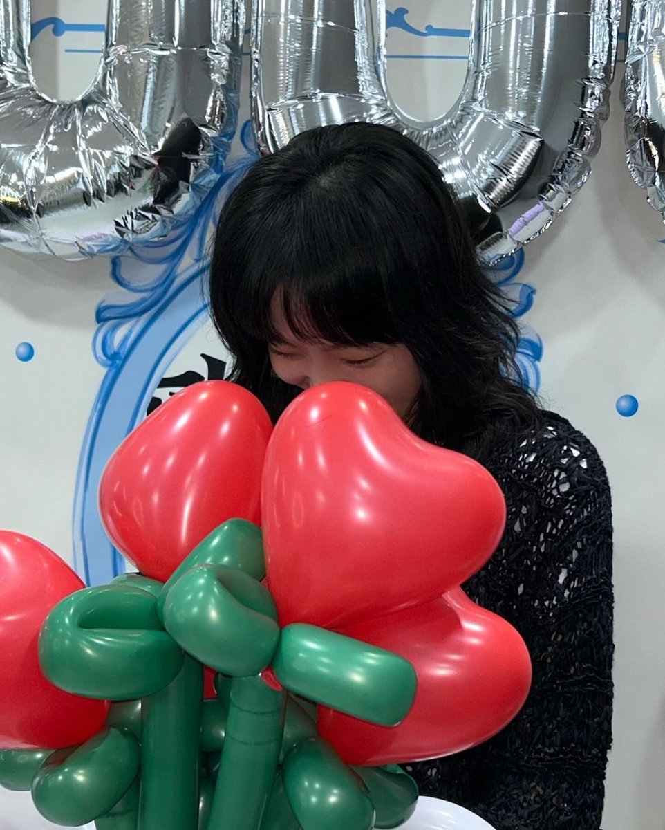 kimgoeunphofc's tweet photo. [IG] 240324 bhent_official post with ggonekim

Congratulations to the newest 10 million actress, Kim Goeun!

We are always so proud of you. 🥹❤️

_
#KimGoEun #김고은
#Pamyo #파묘 #Exhuma https://t.co/jUnvgd76Au