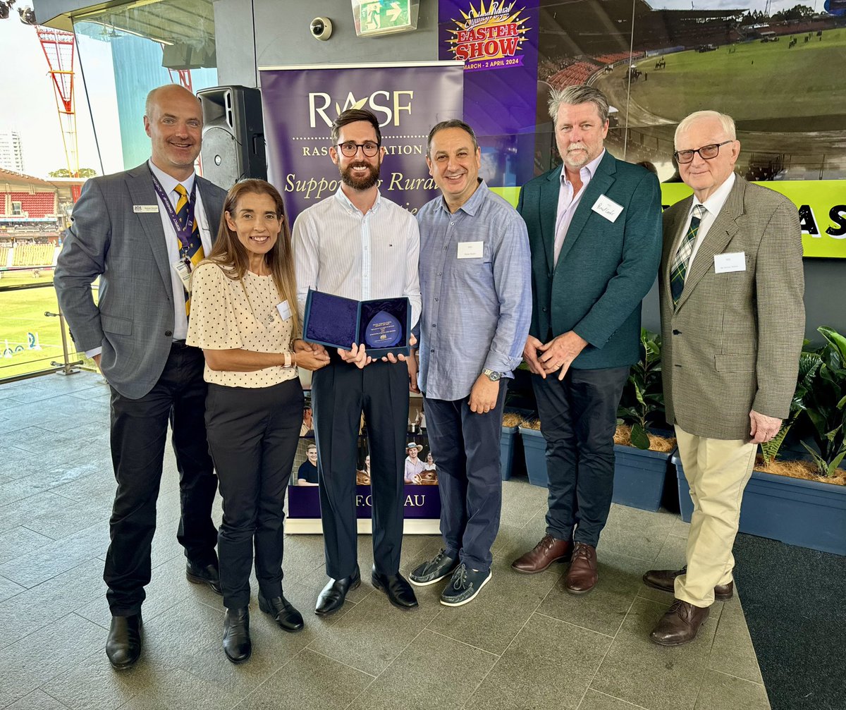 dizdarm's tweet photo. Strathfield South HS established their agricultural program 2 years ago &amp; they’ve now received an @RAS_NSW Foundation Innovation in Schools award. Congratulations to our students &amp; Brad Cook, principal &amp; Adam Sharp, Head teacher who’ve been instrumental in setting up the program. https://t.co/O6iYLQonGV