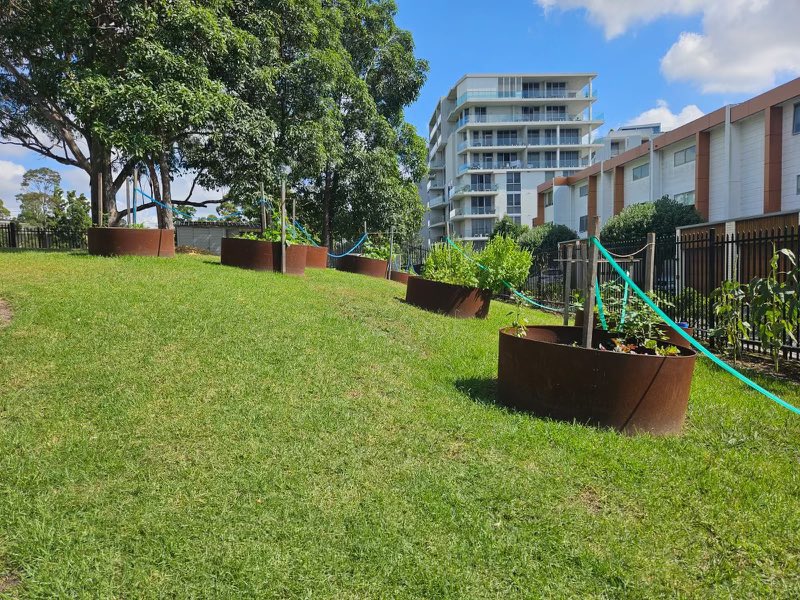 Strathfield South HS established their agricultural program 2 years ago &amp; they’ve now received an <a href="/RAS_NSW/">RASNSW</a> Foundation Innovation in Schools award. Congratulations to our students &amp; Brad Cook, principal &amp; Adam Sharp, Head teacher who’ve been instrumental in setting up the program.