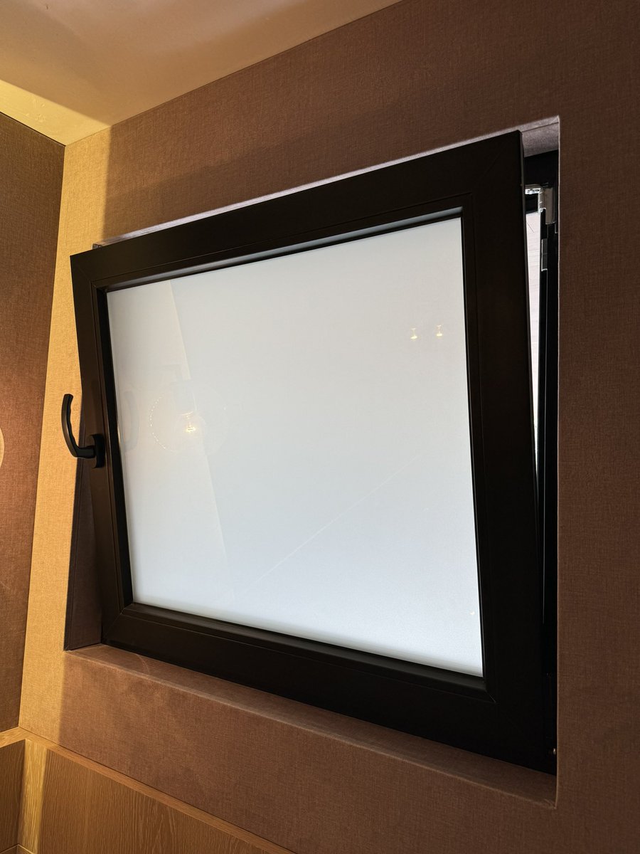 CrisvisaC's tweet photo. Ventanas de PVC Rehau por #crisvisanaucalpan https://t.co/GnlQKp0ioM