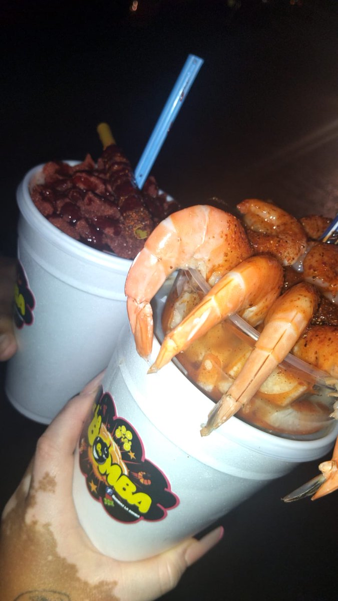 Celebrando nuestro 11° aniversario. ❤️🍹