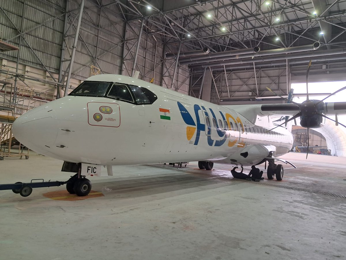 The festival of colours has blessed us ! Our second bird, VT-FIC has dawned its colours and is ready to fly ✈️✈️ 🟦🟨 🇮🇳 #bharatunbound #airline #india #livery #bharat #holi #भारत