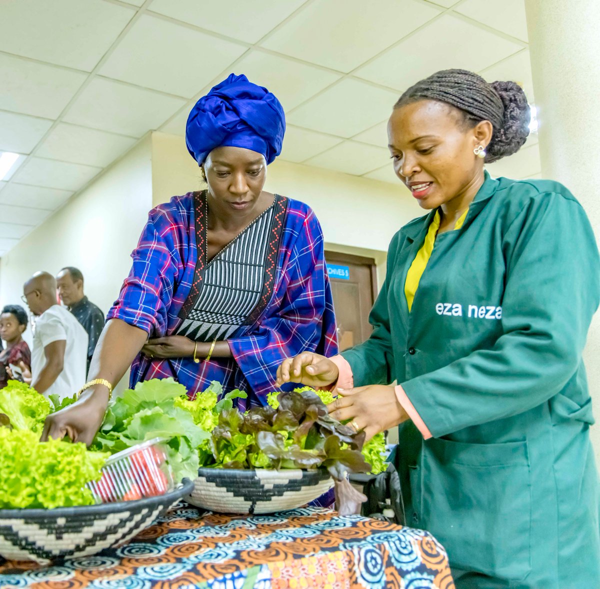 This partnership aligns with ongoing efforts to promote #GreenRwanda🌿, a crucial component of the FAO's #GreenCities initiative aimed at fortifying urban food systems and advancing national development goals such as youth employment, improved nutrition, and climate resilience…