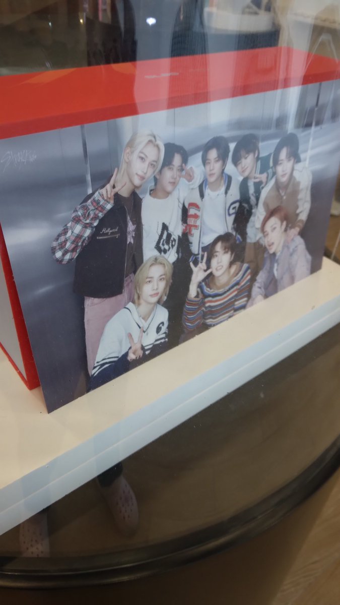 #SLBS #SLBSStudio #StrayKids #SKZOO #SKZ #Youmakestraykidsstay #스트레이키즈 #스키즈 #스키주 #samsung #galaxy #ExpressImpressSLBS #SamsungExperienceStore #SLBSinJakarta