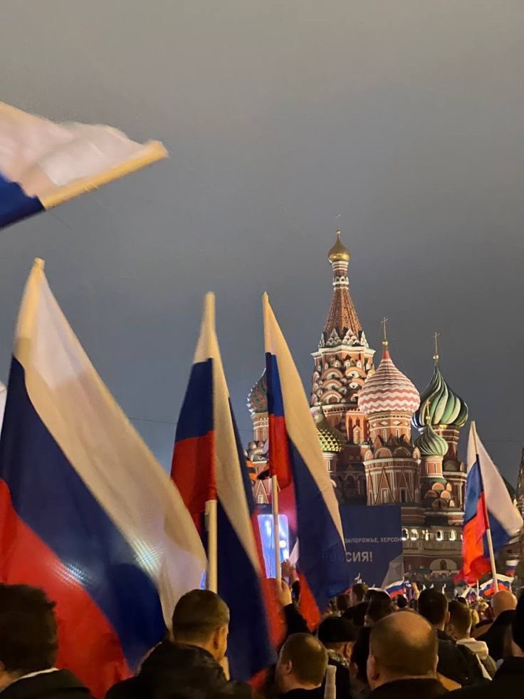 REVMAXXING's tweet photo. Russia WILL win! 🇷🇺 https://t.co/0VyZbLK9I9