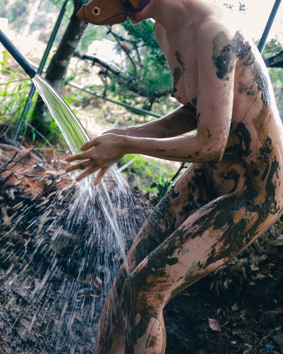 沖洗
#kinkythoughts #mudplay #messyfun #mud
#messyfun #mudbog #mudplay  #streetphotography #taiwan #街拍 #Nikon #Nikon_D7000 #新手攝影