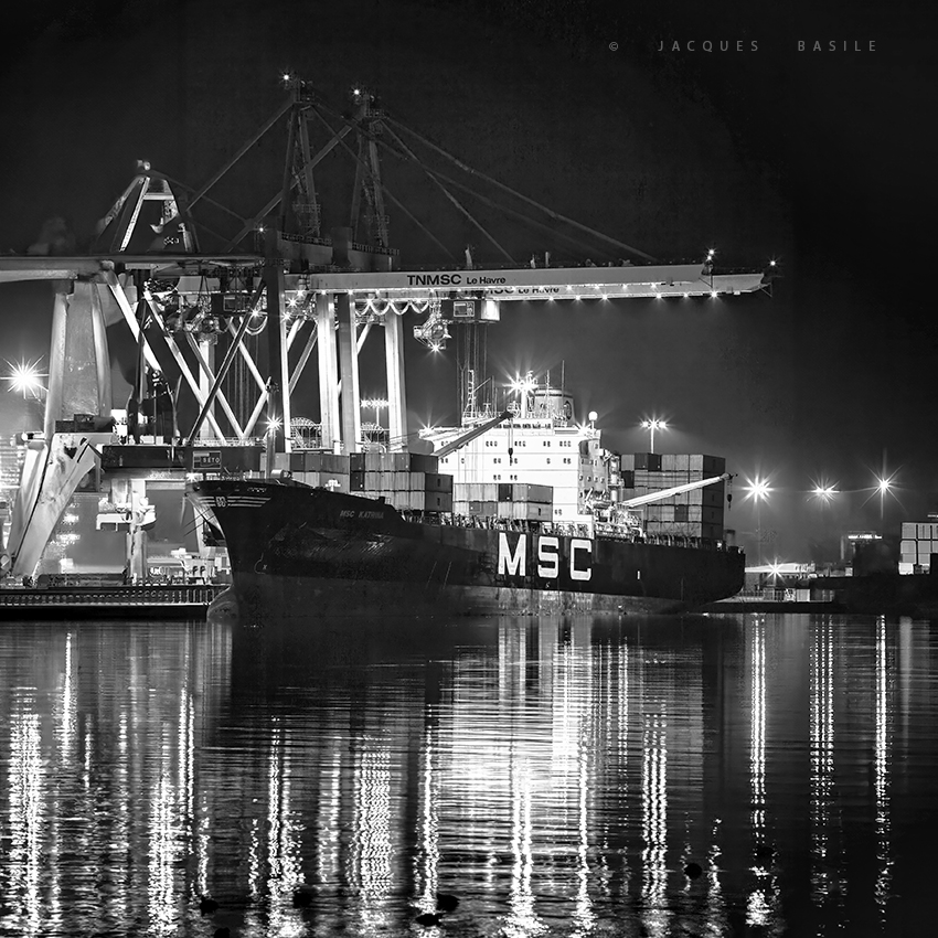 #Jacques Basile (@basilejacques) on Twitter photo Port du Havre.
Quai de Bougainville en 2000.
<a href="/haropaport/">HAROPA PORT</a>
<a href="/seinemaritime/">Seine-Maritime</a>
<a href="/RegionNormandie/">Région Normandie</a>
@LHPortCenter
<a href="/estuaire_seine/">@estuairedelaseine</a>
<a href="/LeHavreMetro/">Le Havre Seine Métropole</a> Port du Havre.
Quai de Bougainville en 2000.
<a href="/haropaport/">HAROPA PORT</a>
<a href="/seinemaritime/">Seine-Maritime</a>
<a href="/RegionNormandie/">Région Normandie</a>
@LHPortCenter
<a href="/estuaire_seine/">@estuairedelaseine</a>
<a href="/LeHavreMetro/">Le Havre Seine Métropole</a>
