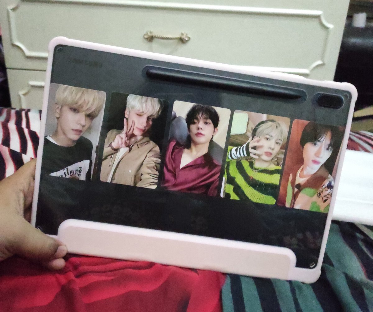 new casing for my tab 💅 #TOMORROW_X_TOGETHER #TOMORROW_is_Coming #TXT