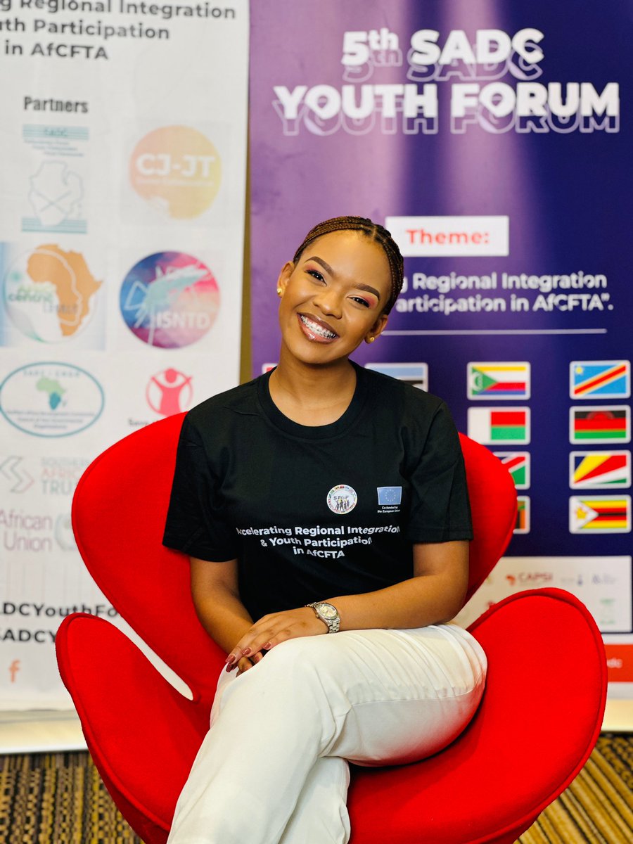 📢📢#SpeakerSpotlight 

🎙Breaking the silence on period poverty

📌@vivian_j_joseph, Global Health Youth Advocate; Head of @SAYoF_Health Cluster 🇹🇿 

🗒Monday 2️⃣5️⃣ March      
⏰1️⃣9️⃣0️⃣0️⃣hrs CAT