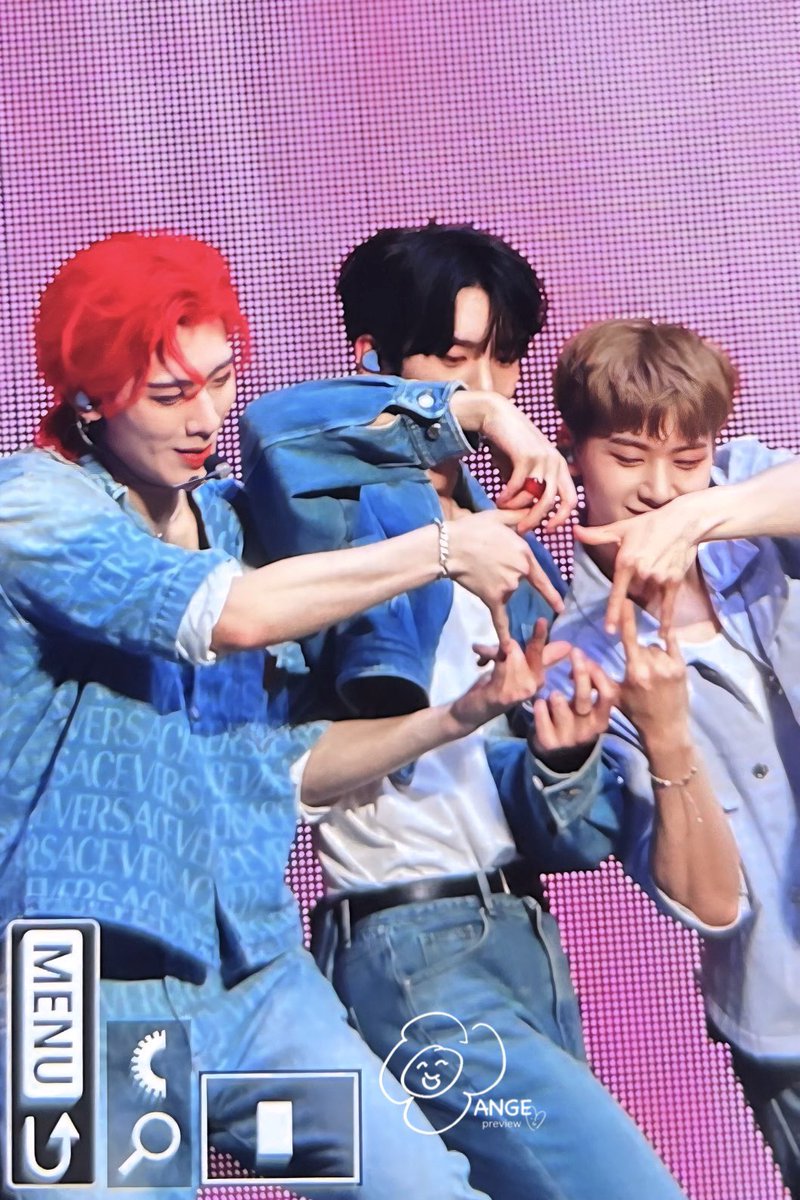 240324 팬콘 -Pre

🌟💙

#석매튜 #SEOKMATTHEW #ソクマシュー #メテュ #제로베이스원 #ZEROBASEONE  #제베원 #ZB1