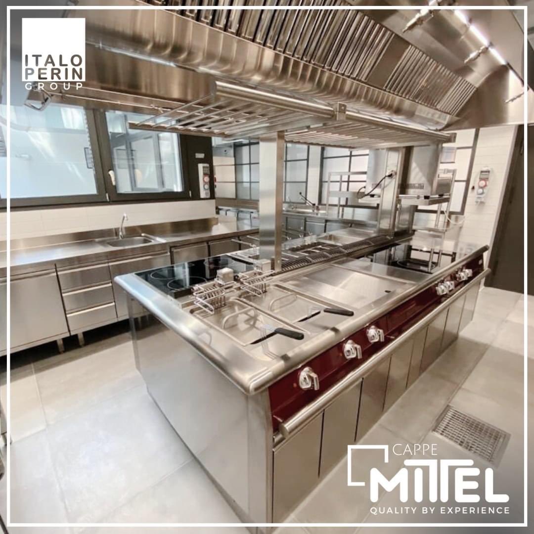experglobal's tweet photo. 🔎 Discover our line of CAPPE entirely inox steel Aisi 304 and prepare the best for your professional kitchen!

📲 Learn more and add one of these cabinets to your kitchen today!

https://t.co/cQXGRQgqjc

#mittelgroup #experglobal #qualityofexperience #cappa #cucinaprofessionale https://t.co/GMitcOdK8A