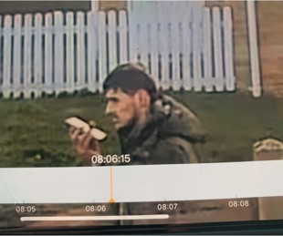 Police investigating fires involving two cars and a van in #ThorntonCleveleys have released this image of a man they're looking for. The vehicles were set alight on Lyddesdale Avenue and Luton Road yesterday morning. No-one was injured. 📻 Latest news on the hour: