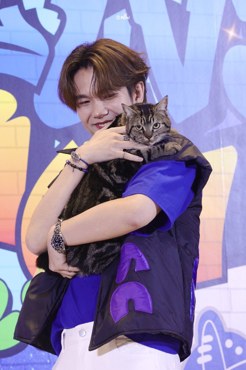 🥰🥰🥰

BYL FANSIGN BANGKOK D2
#Fansign2024BYLxBuild
<a href="/JakeB4rever/">BIU.</a>