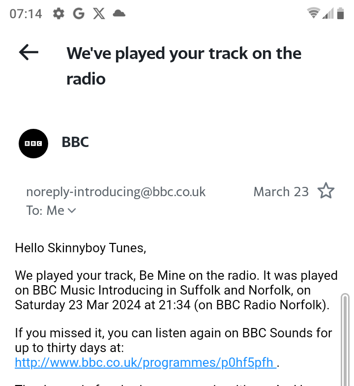 Rather lovely to have another playout of 'Be Mine' on t'wireless last night. Many thanks @bbcintroducing ...you absolute smashers xx