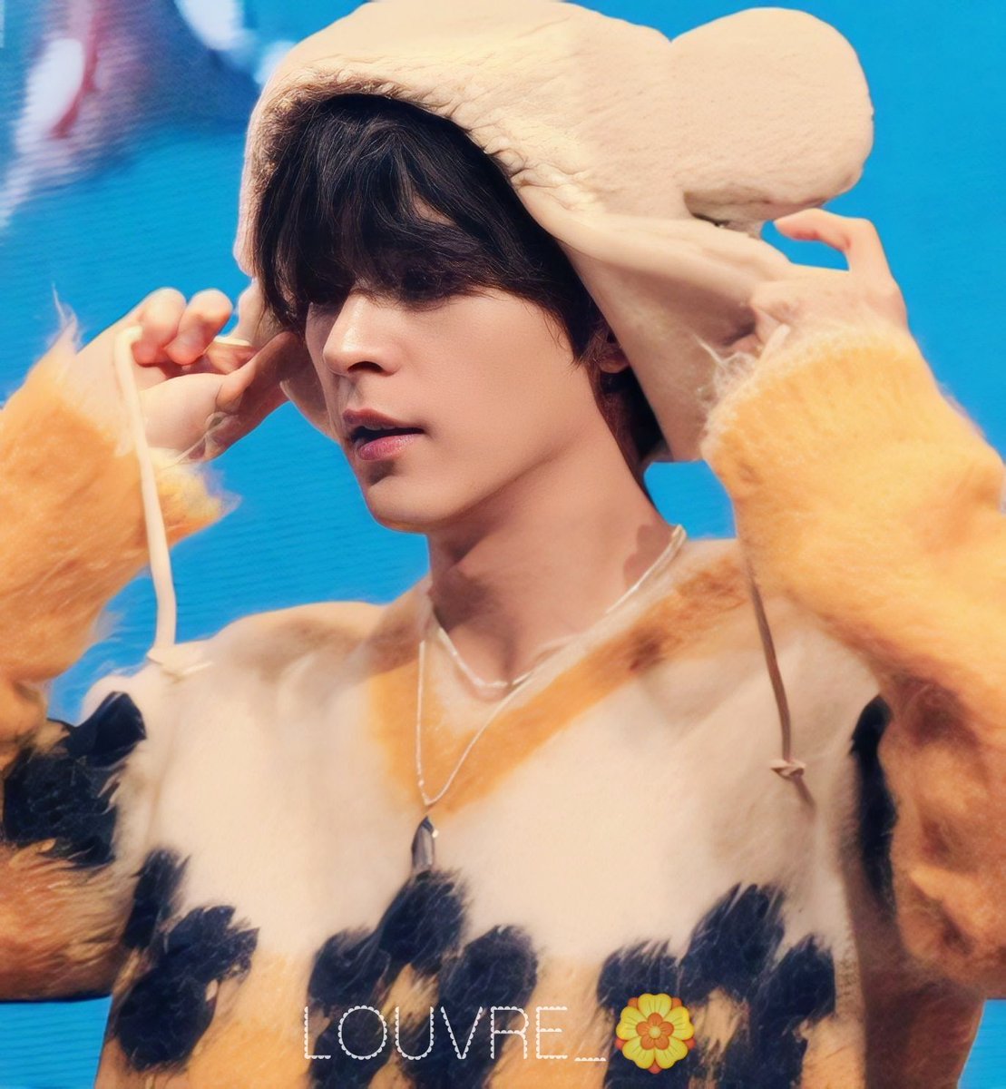 둠탁 tweet media