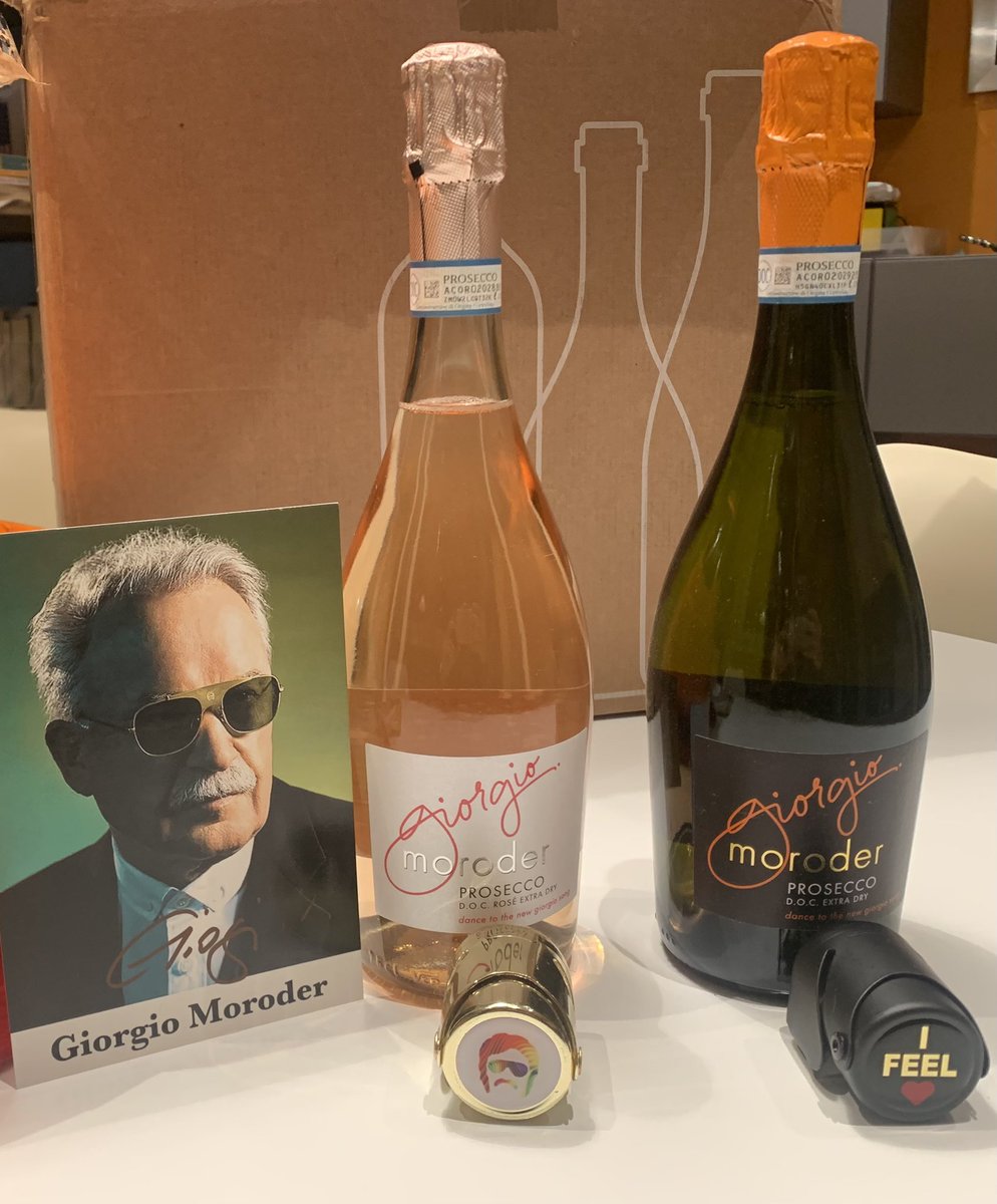 Quest’anno a Pasqua si brinda con il prosecco di #GiorgioMoroder . Grazie Maestro!! @AndreaAngeliBuf