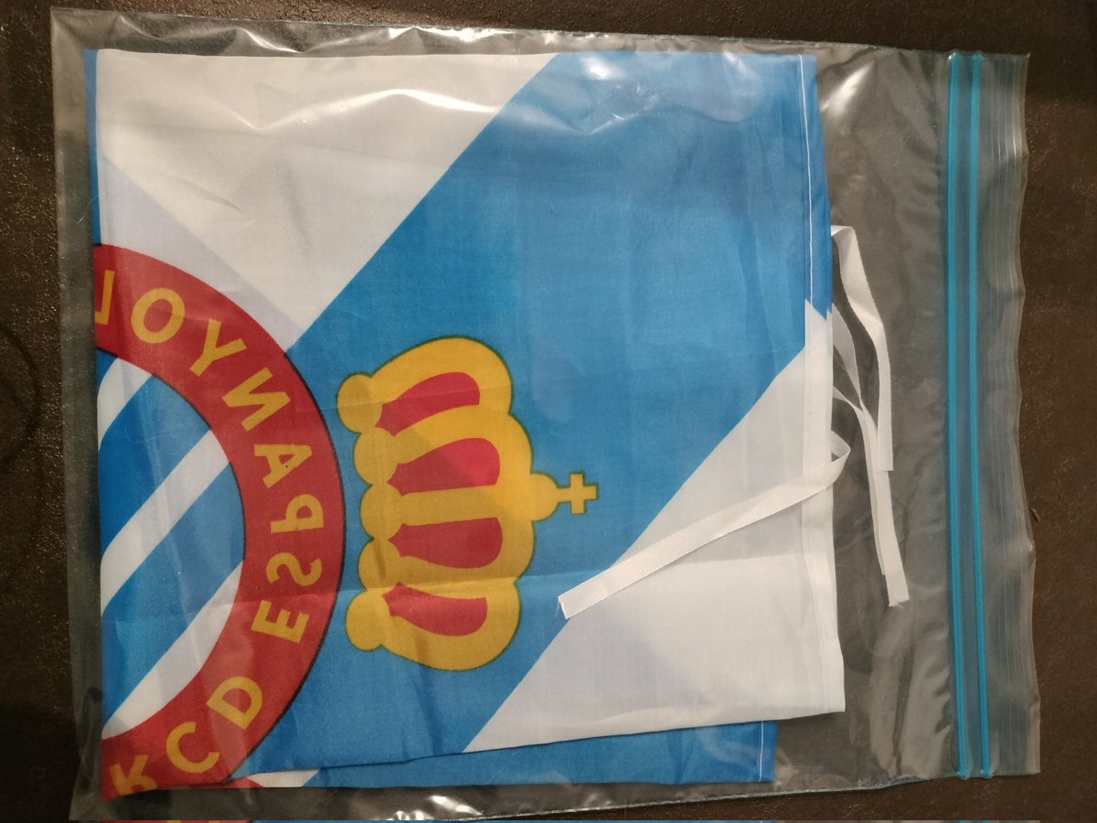 🚨 SORTEO de bandera perica 76 X 46 cm, mada mejor para recuperar el ánimo, solo tenéis que seguir a <a href="/voladorsmetal/">VoladorsMetal</a> y retuitar este tuit, enviaré el premio a la dirección que me indique el ganadr@r. Es el primer sorteo pero no será último 💪 El gand@r se sabrá el jueves 29.