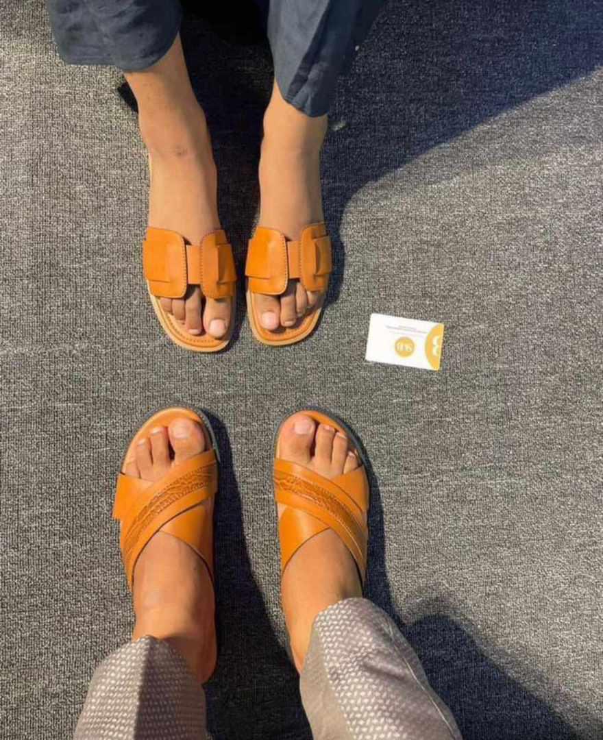 DalyBelel's tweet photo. Salam aleykum. J’ai finalement décidé de me lancer dans les couple’s pairs également possible en une seule paire. Le couple 16mil, la paire 8mil
10jours délai de disponibilité dans Garoua. Dm pour d’autres motifs.
Rt apprécié. Merci de me soutenir🤲🥰 https://t.co/2J5IqWx1Lq