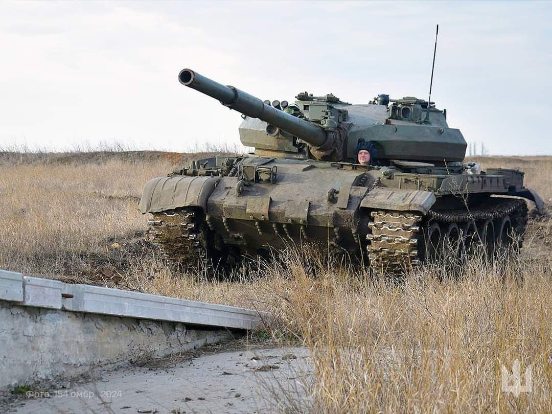 Ruski tenk Armata je preskup za front :D  - Page 14 GJb3iKgWIAAzQjo?format=jpg