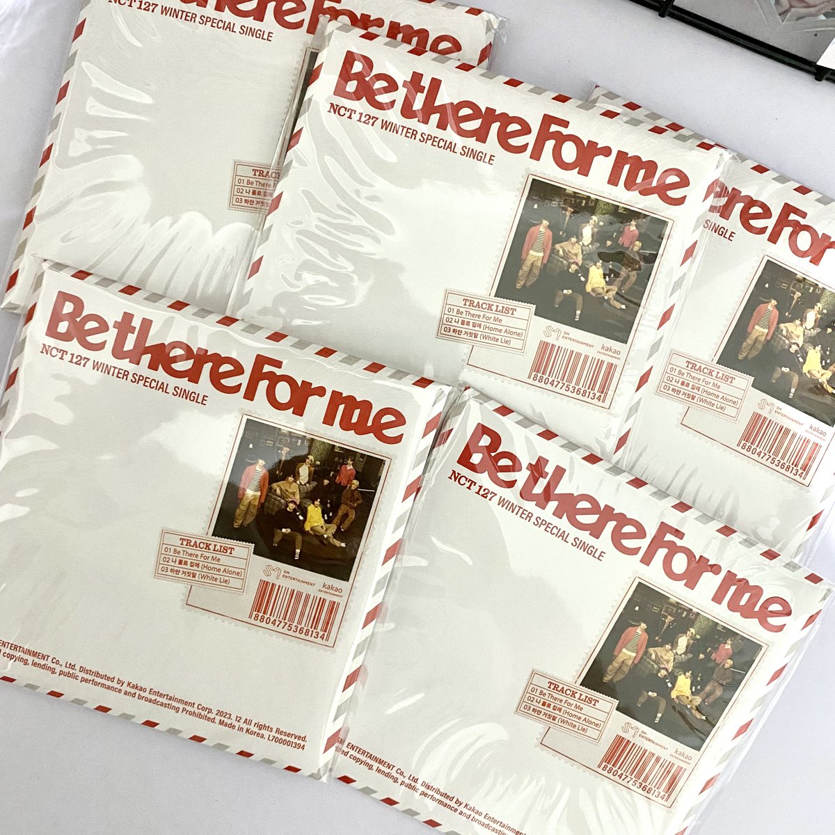 doiechie's tweet photo. ‼️‼️ GIVEAWAY ‼️‼️

dalam rangka KDY1 and JJH1 semakin dekat 😍

✨ ALBUM NCT 127 BE THERE FOR ME HOUSE VER for 1 winner ✨

rules:
- RT &amp; LIKE this post
- follow (optional)
- boleh tag temen kalian buat ikutan (ga wajib)

end: TBA 📌 https://t.co/n0C9gujiWE