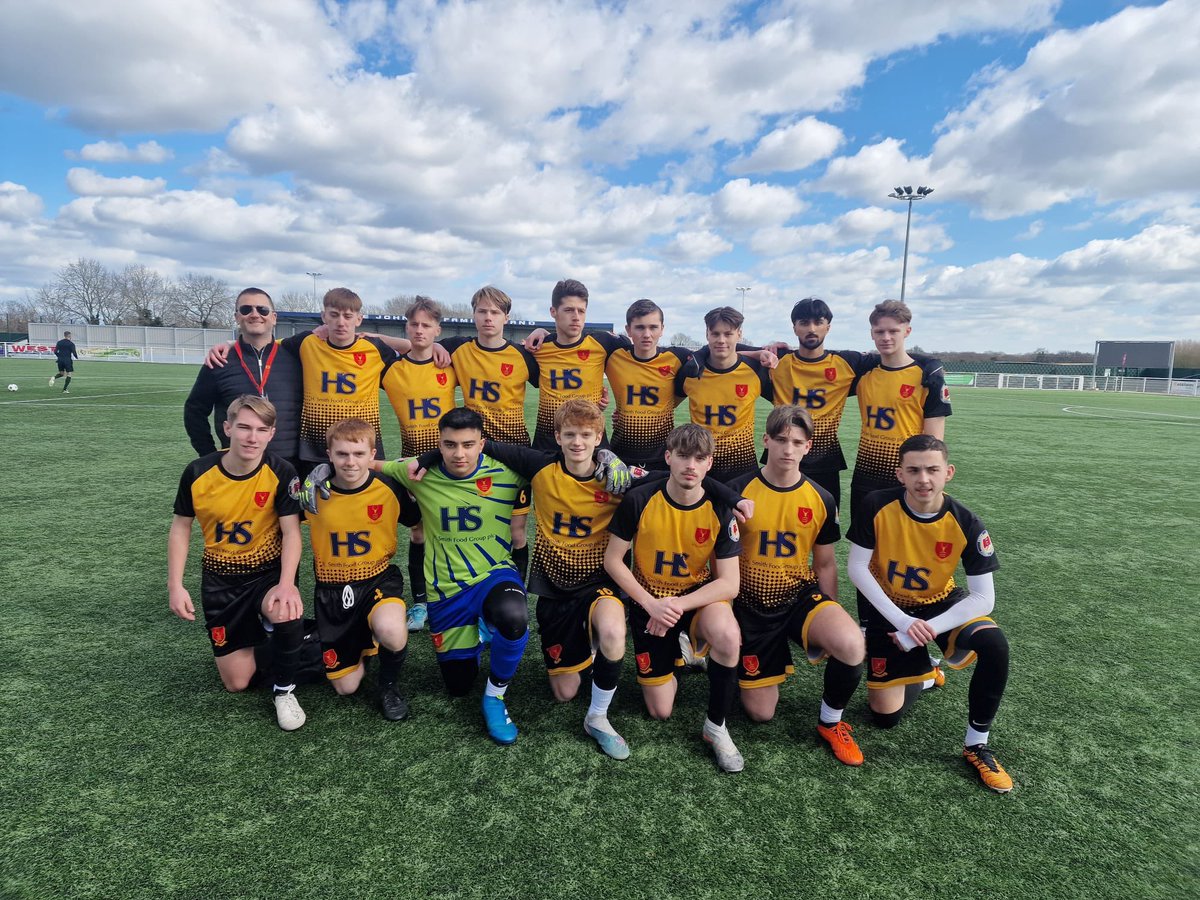 @echoleague tweet media