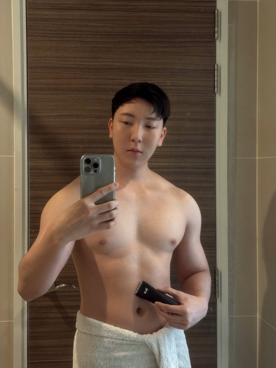 s h u i 陳水旻 m i n tweet media