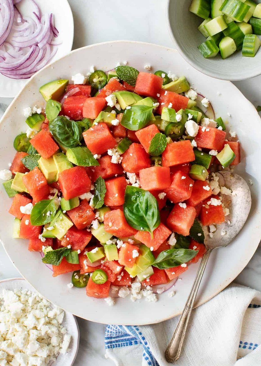 Refreshing Summer Salads to Beat the Heat buff.ly/3x8Y6Gy
Stay cool this summer with a variety of revitalizing salads! 🥗☀️ #SummerSalads #BeatTheHeat